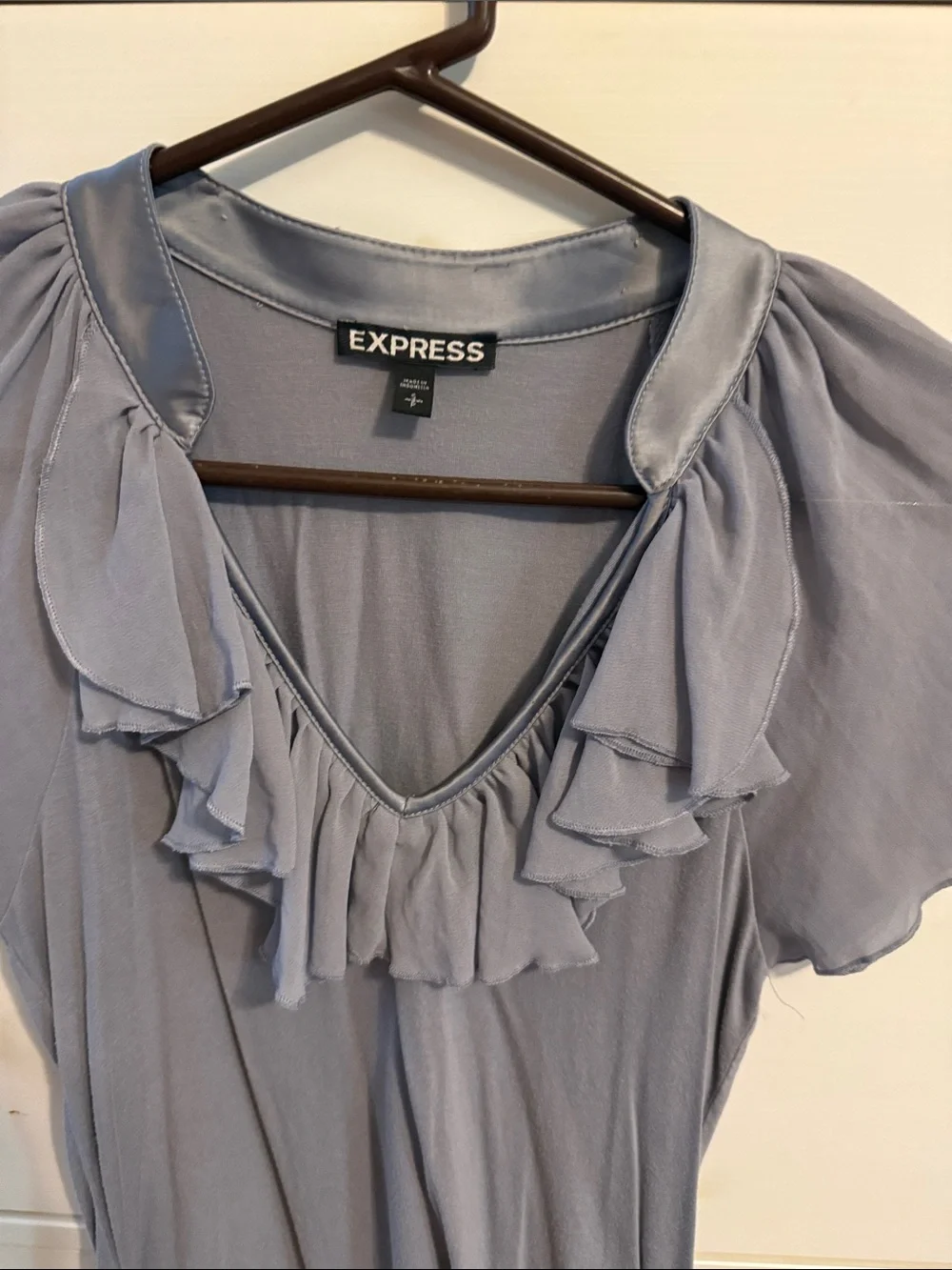 Express Light Gray Ruffle V-Neck Blouse - Picture 5 of 7